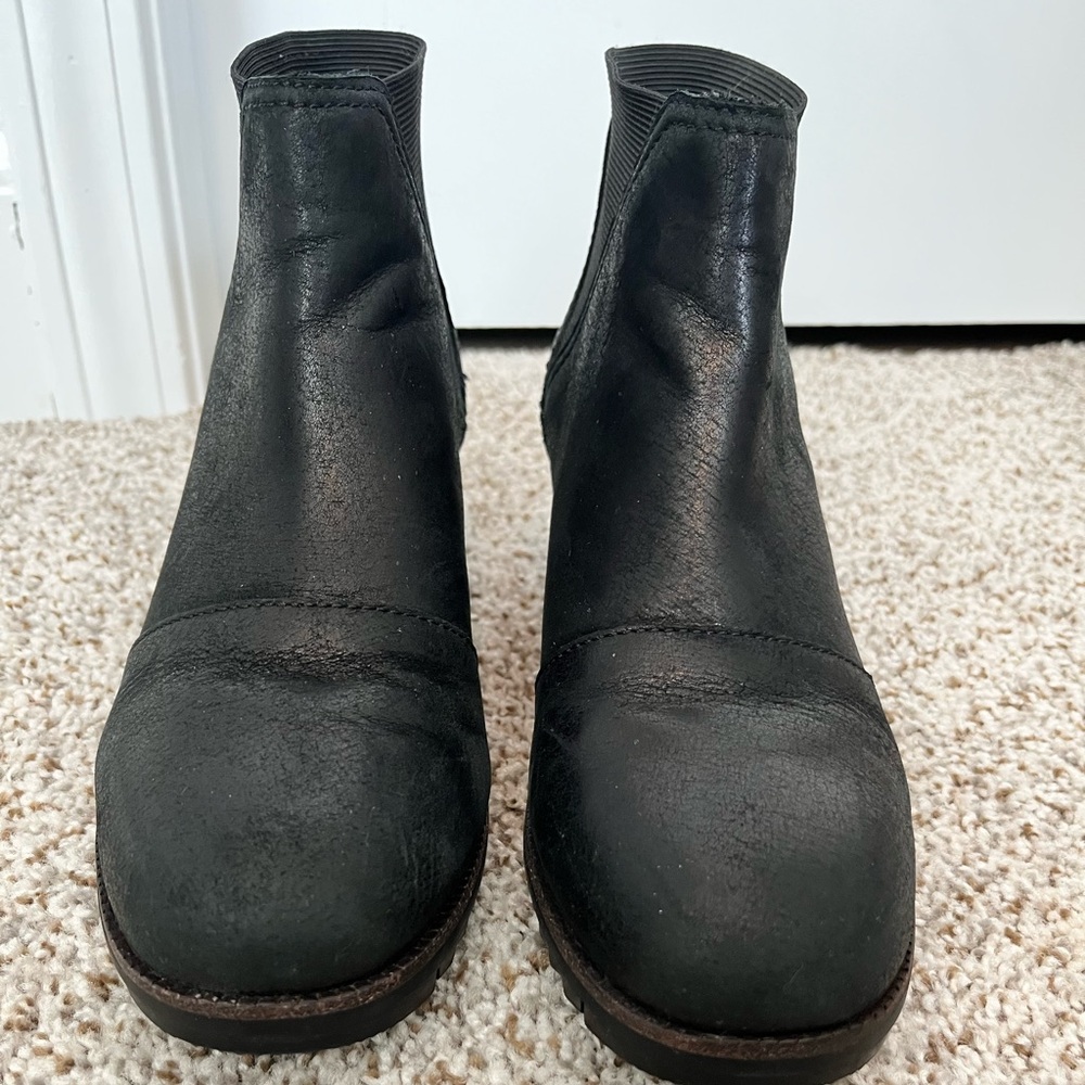 Sorel Black Leather Ankle Booties - Picture 2 of 10